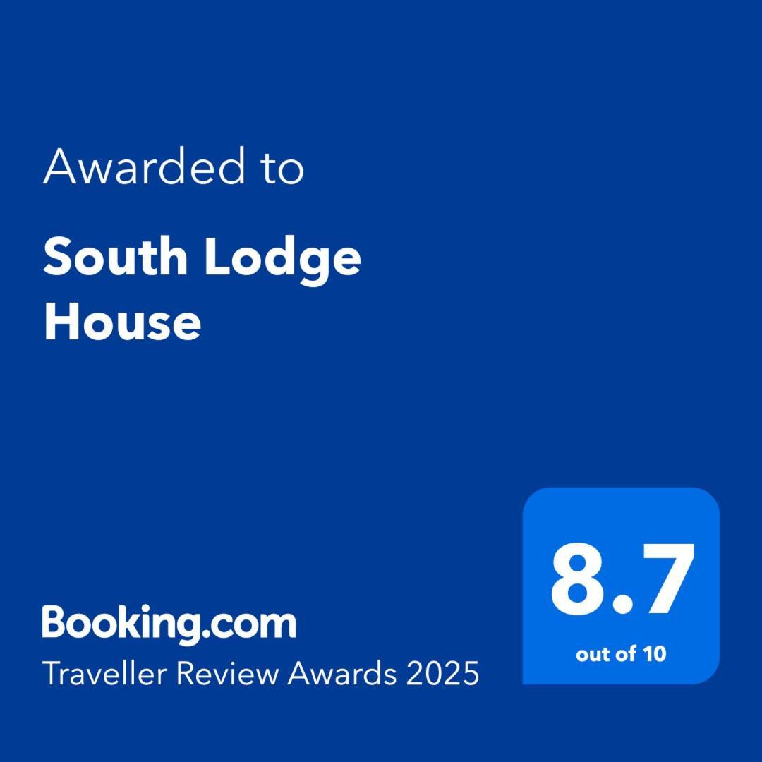 South Lodge House Dormansland Exterior foto